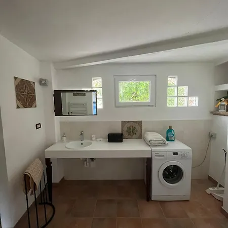 לינה וארוחת בוקר Rovere Dalla Riva 3*